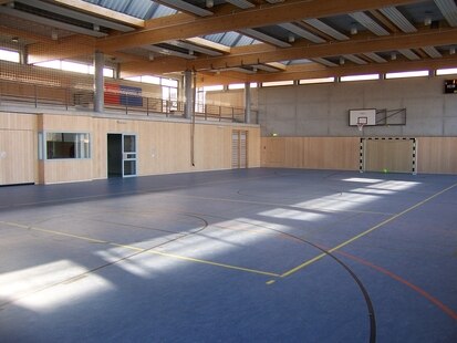 Sporthalle der Jugendstrafvollzugsanstalt Regis-Breitingen