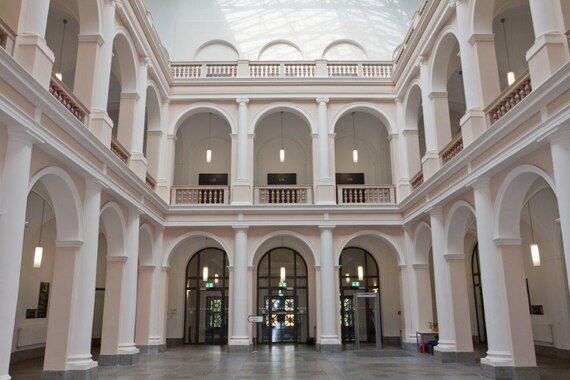 Landgericht Dresden Zentrale Halle