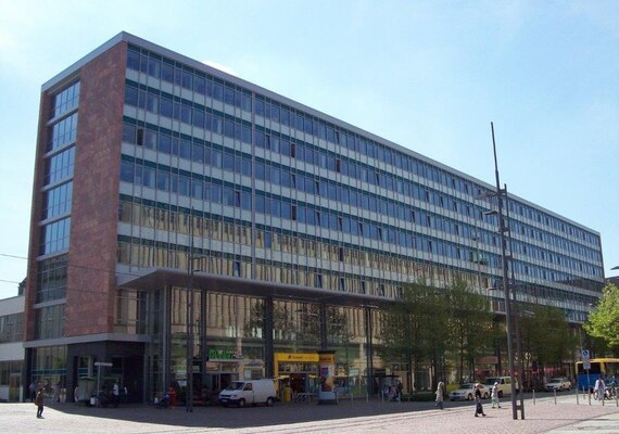 Außenansicht des Gebäudes Sozialgerichts Chemnitz