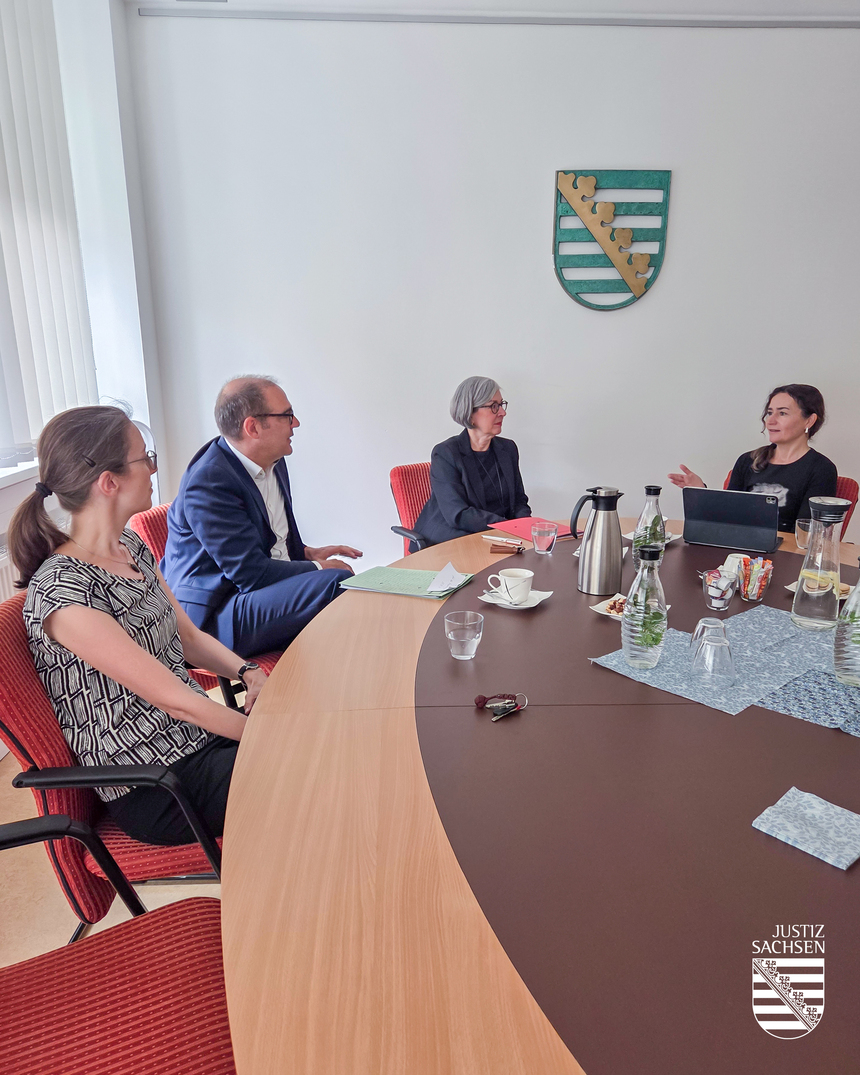 Ministerin Prof. Geiert im AG Chemnitz