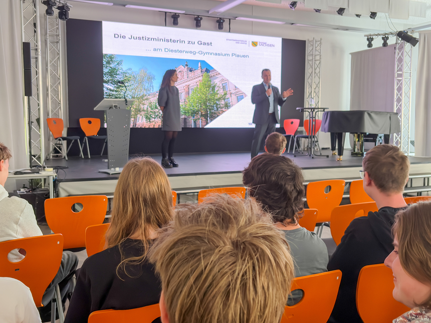 Ministerin Prof. Geiert in Plauen