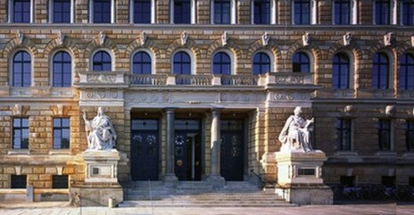 Justizgebäude (Landgericht, Staatsanwaltschaft und Generalstaatsanwaltschaft Dresden)